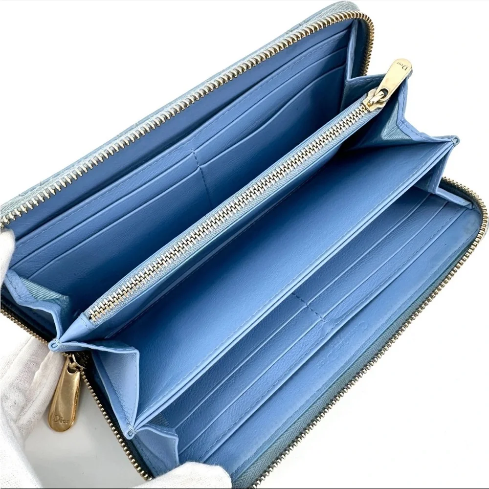 🩵DIOR Blue Quilted Patent Leather Wallet🩵
